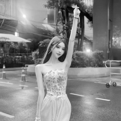 黑白系高清女真人头像(图12)