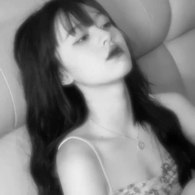 独特高清黑白女生头像(图44)