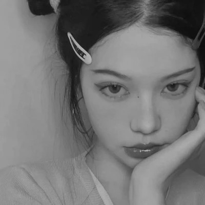 独特高清黑白女生头像(图11)