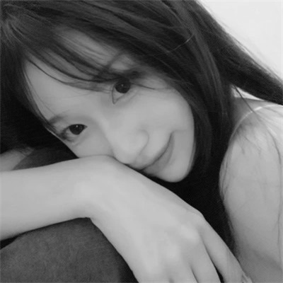 黑白气质微信女生头像图片(图108)