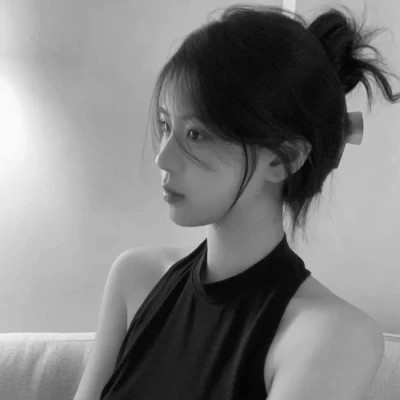 独特高清黑白女生头像(图40)