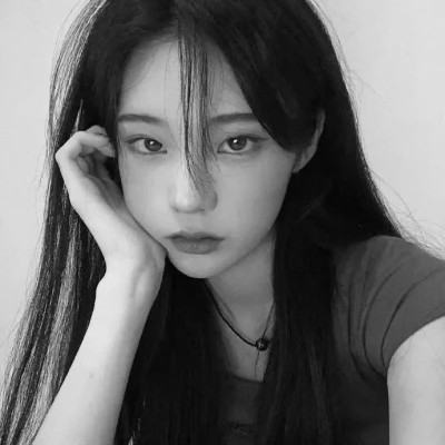 独特高清黑白女生头像(图86)