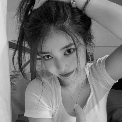 独特高清黑白女生头像(图61)