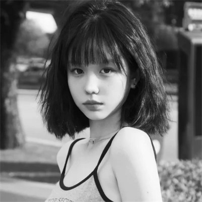 黑白气质微信女生头像图片(图35)