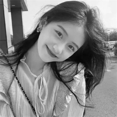 女生黑白色系高清真人头像图片(图62)