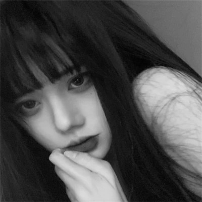 黑白气质微信女生头像图片(图64)