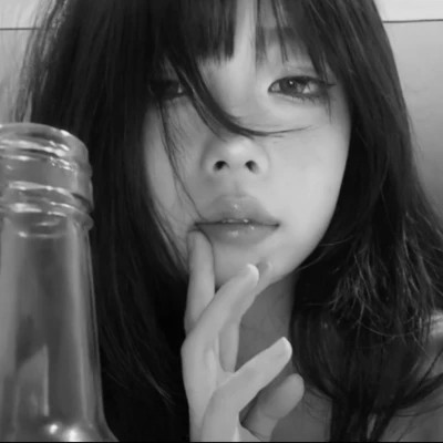 独特高清黑白女生头像(图45)