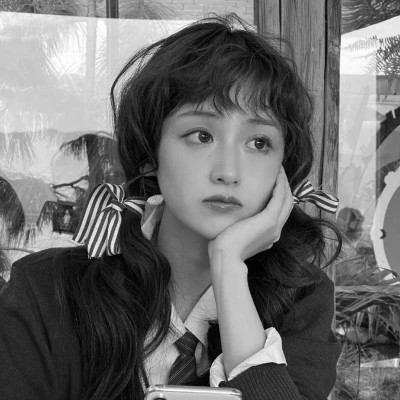 独特高清黑白女生头像(图97)