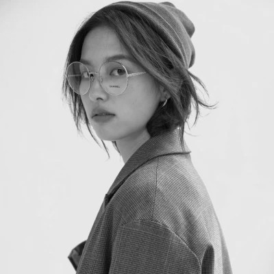 高冷女神范黑白冷淡风头像(图87)