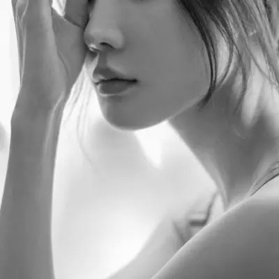 独特的黑白女头像(图55)
