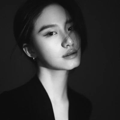 黑白高冷女生头像(图101)