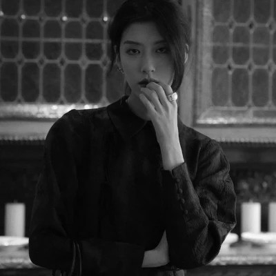 黑白高冷女生头像(图113)