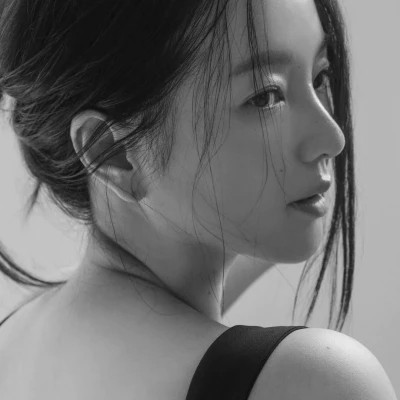 黑白女人霸气御姐范头像(图67)