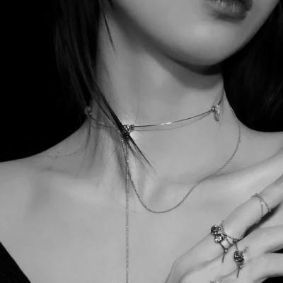 独特的黑白女头像(图101)