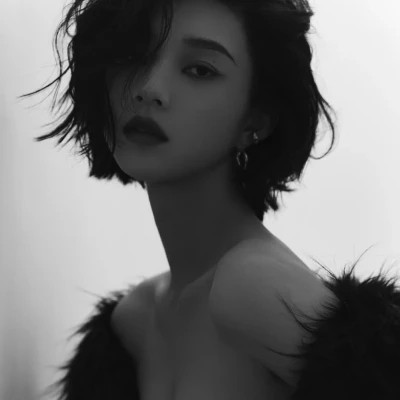 黑白高冷女生头像(图83)