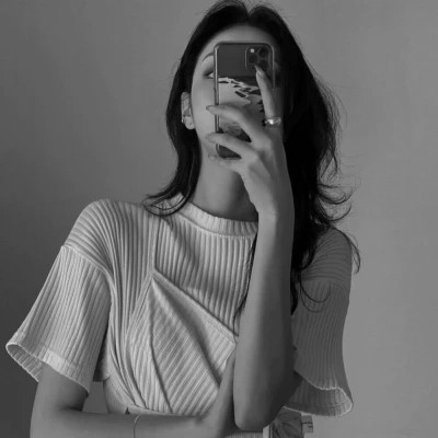 高冷黑白系女头(图63)