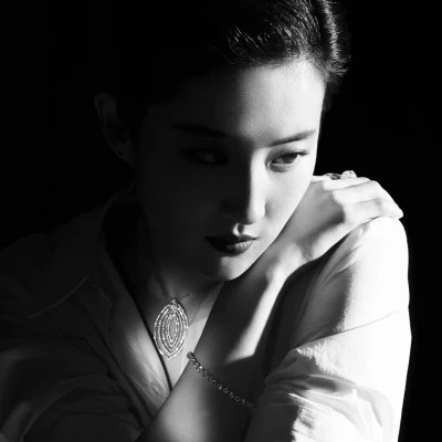 冷酷霸气黑白女头(图63)