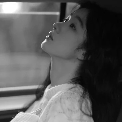 黑白高冷女生头像(图61)
