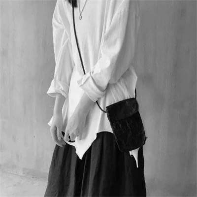 女生不露脸黑白头像(图56)