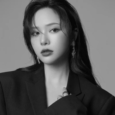 冷酷霸气黑白女头(图70)