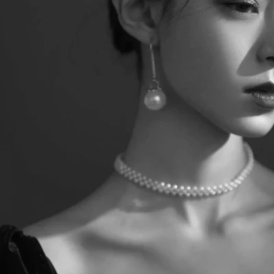 独特的黑白女头像(图75)
