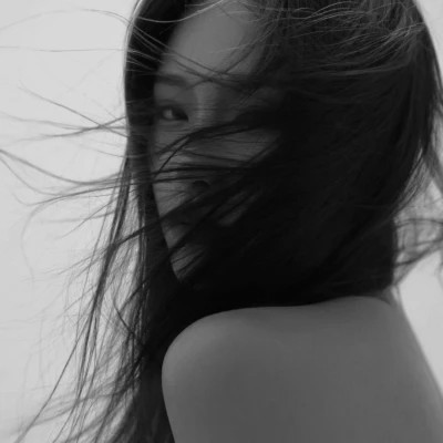 黑白高冷女生头像(图45)