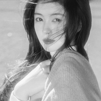 黑白高冷女生头像(图94)