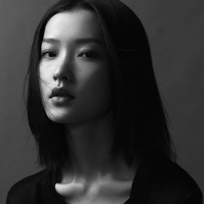 高冷女神范黑白冷淡风头像(图46)
