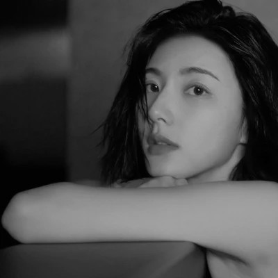 超酷黑白女生头像(图65)