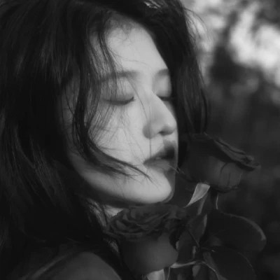 黑白高冷女生头像(图51)