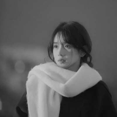 黑白高冷女生头像(图48)