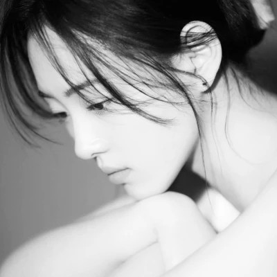 独特的黑白女头像(图71)