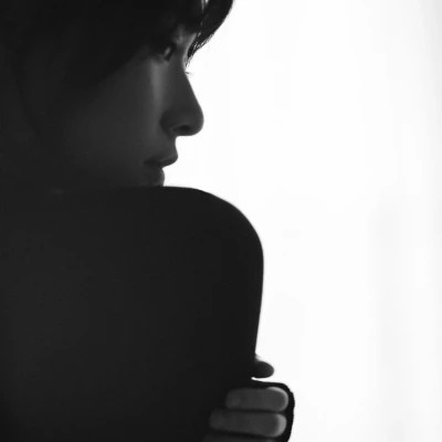 独特的黑白女头像(图81)