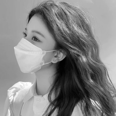 黑白女生微信头像(图97)