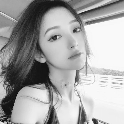 个性十足的黑白微信高清女头图片(图61)