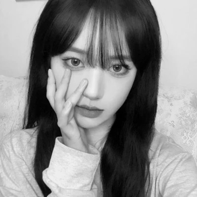 精选高质量黑白温柔女头(图51)