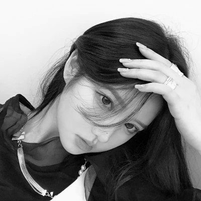 精选高质量黑白温柔女头(图69)