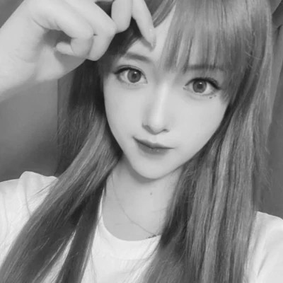 个性十足的黑白微信高清女头图片(图82)