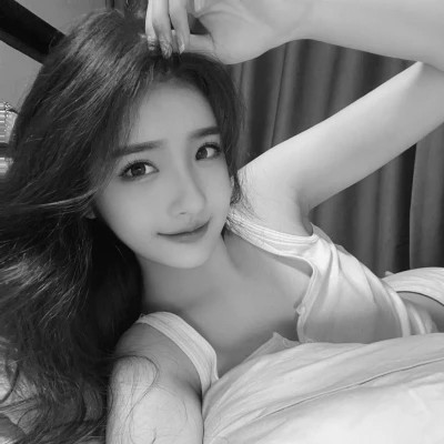 黑白女生微信头像(图60)