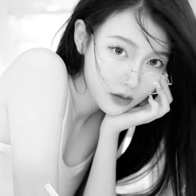 女生用的黑白头像(图99)
