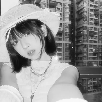 女生用的黑白头像(图86)