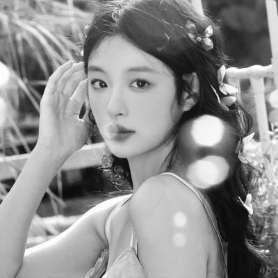 女生用的黑白头像(图81)