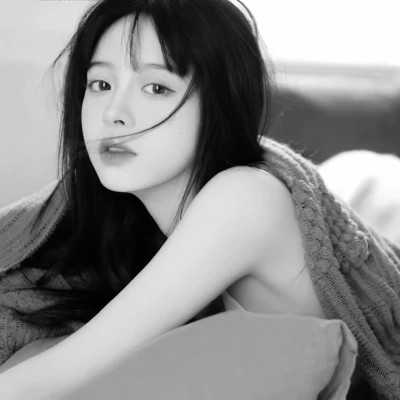 女生用的黑白头像(图101)