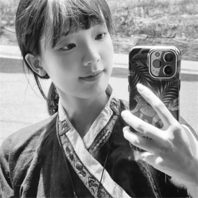 女生用的黑白头像(图14)