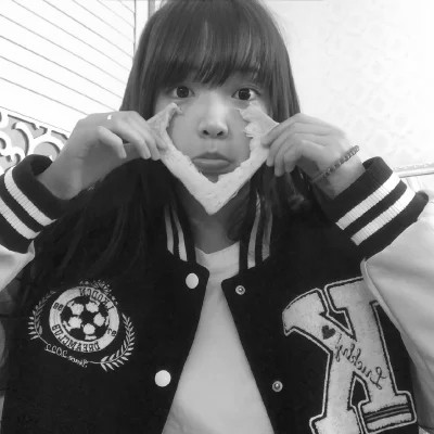 女生用的黑白头像(图51)