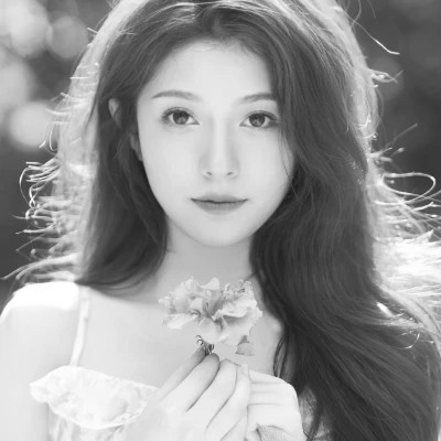 女生用的黑白头像(图67)