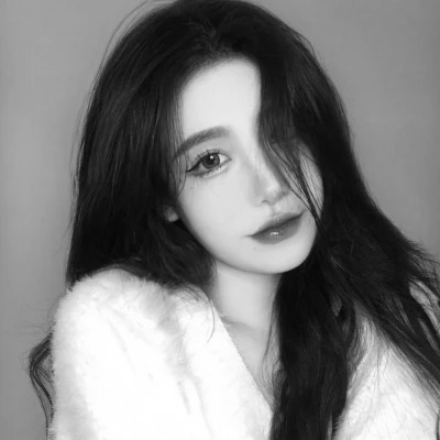 2024最新高清黑白美女头像图片(图100)