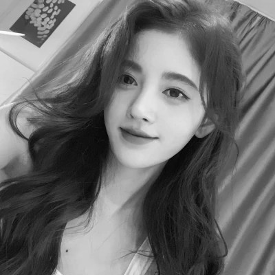 2024最新高清黑白美女头像图片(图30)