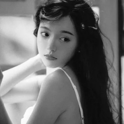 2024抖音热门黑白女头(图41)