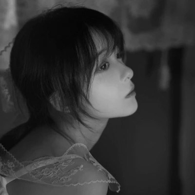 2024抖音热门黑白女头(图14)